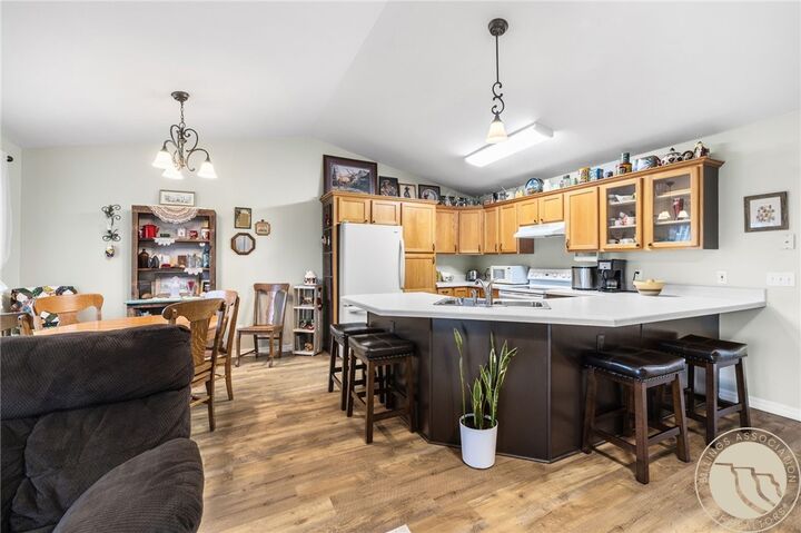 Property Photo:  102 8th Ave B  MT 59044 