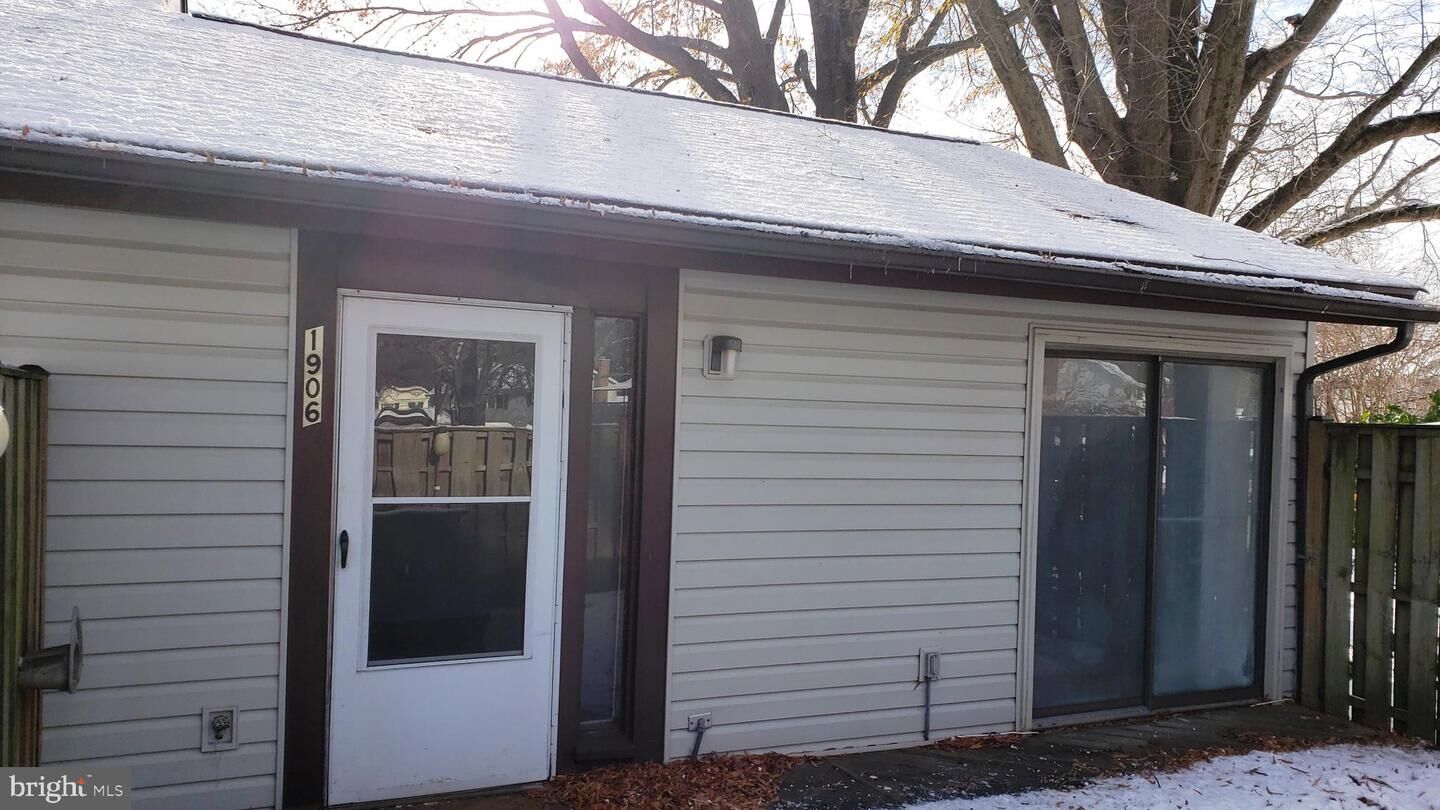 Property Photo:  1906 Jacinto Court  MD 21114 