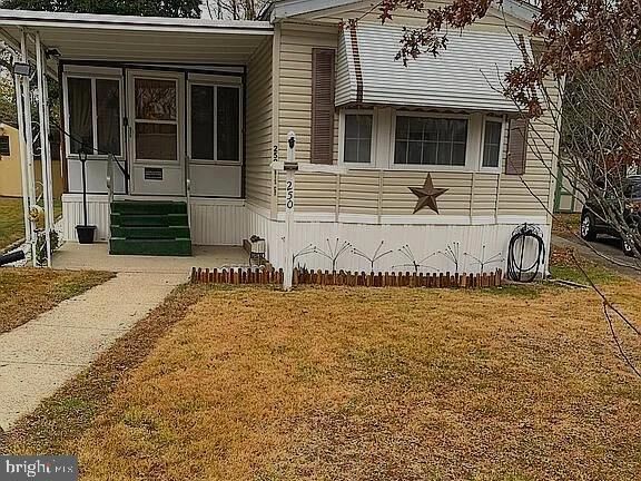 Property Photo: 250 Ibis Court DE 19946