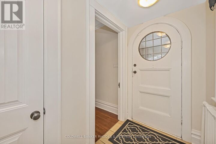 Photo de la propriété: 62 Powell Avenue ON K1S 2A1