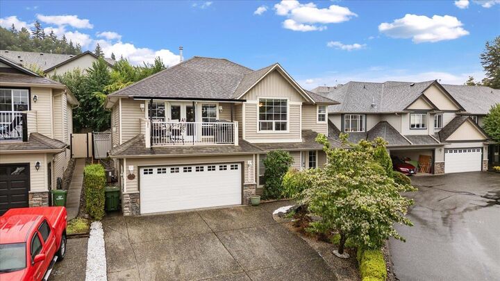 Photo de la propriété:  46334 Valleyview Road  BC V2R 5R9 
