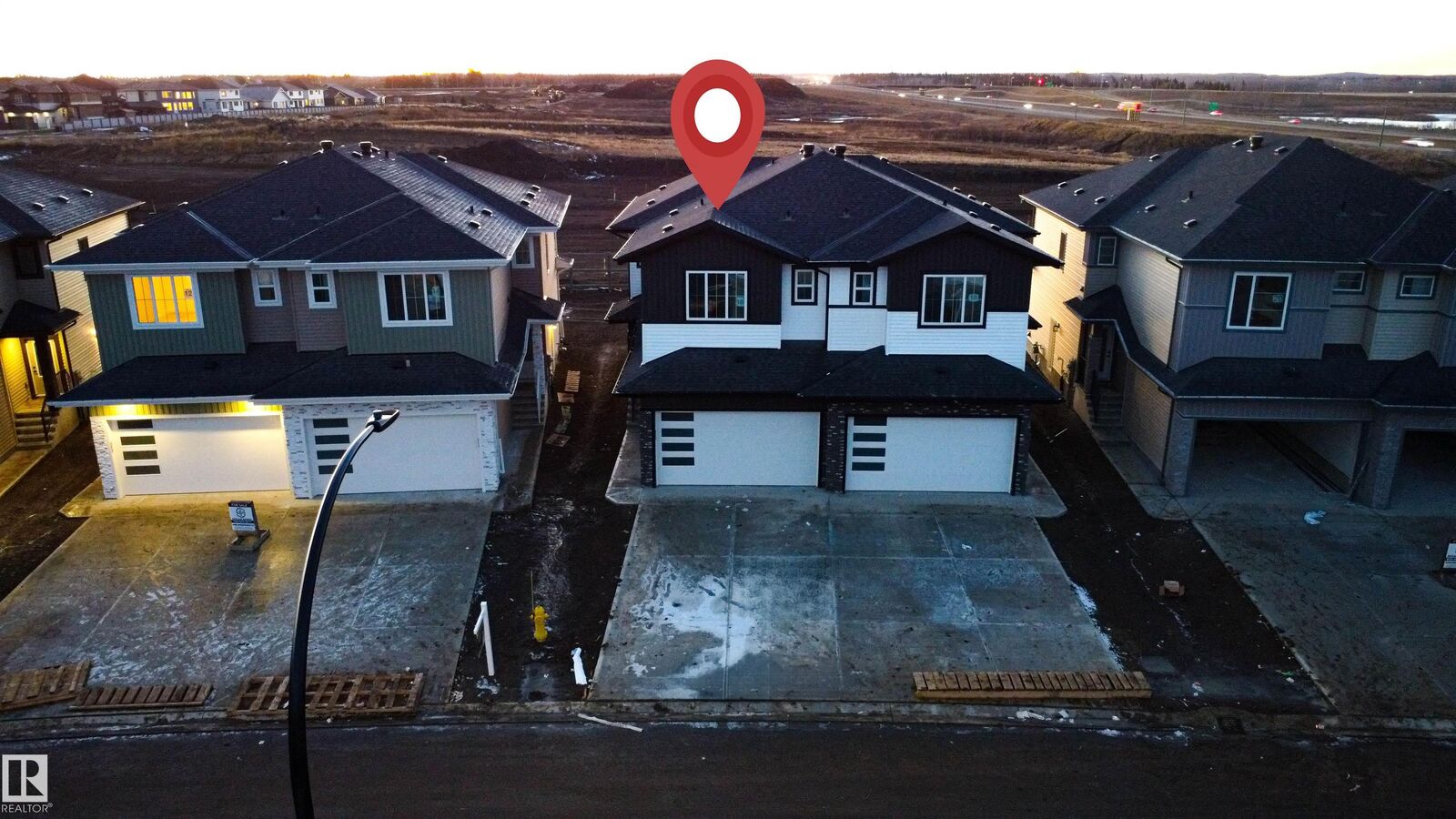 Property Photo:  16 Axelwood Crescent  AB T7X 4G4 