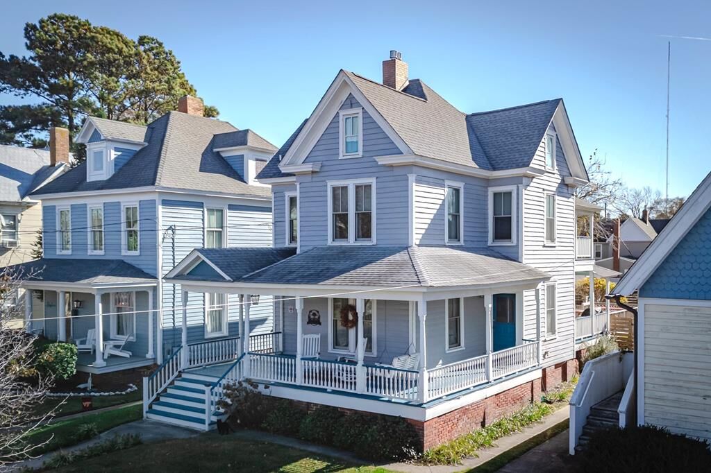 Property Photo:  506 Tazewell Ave  VA 23310 