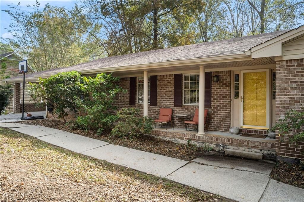 Property Photo: 22 Vanessa Drive SE GA 30082