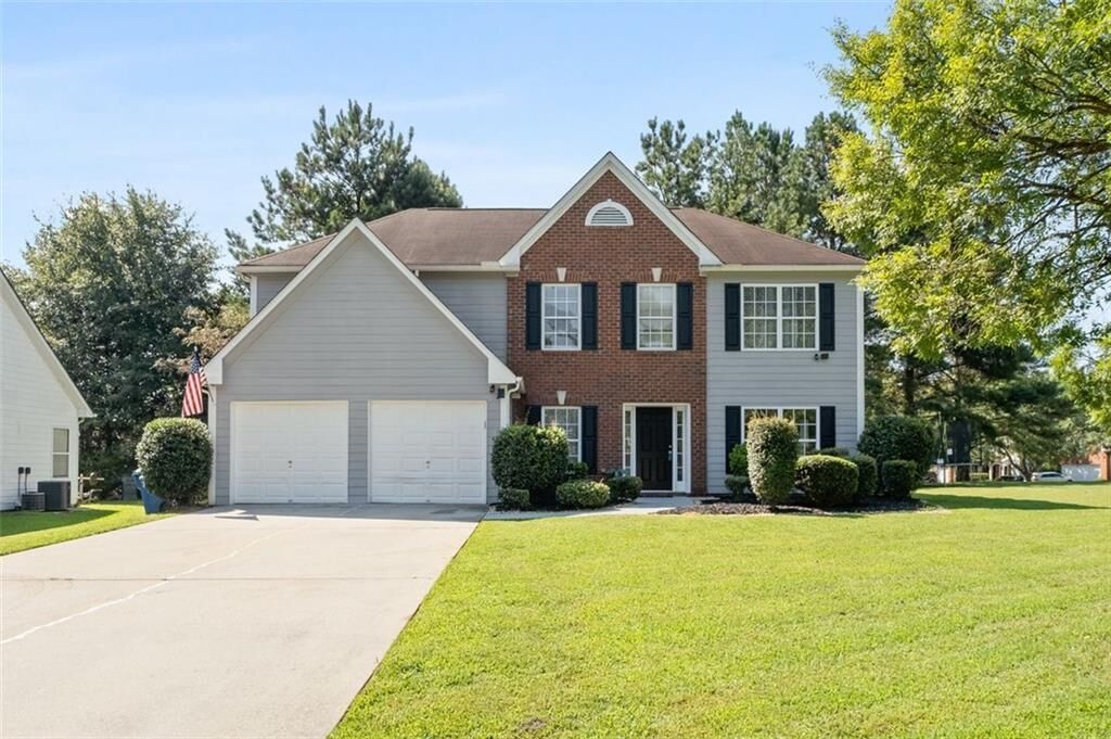 Property Photo: 6115 Riveroak Terrace GA 30349