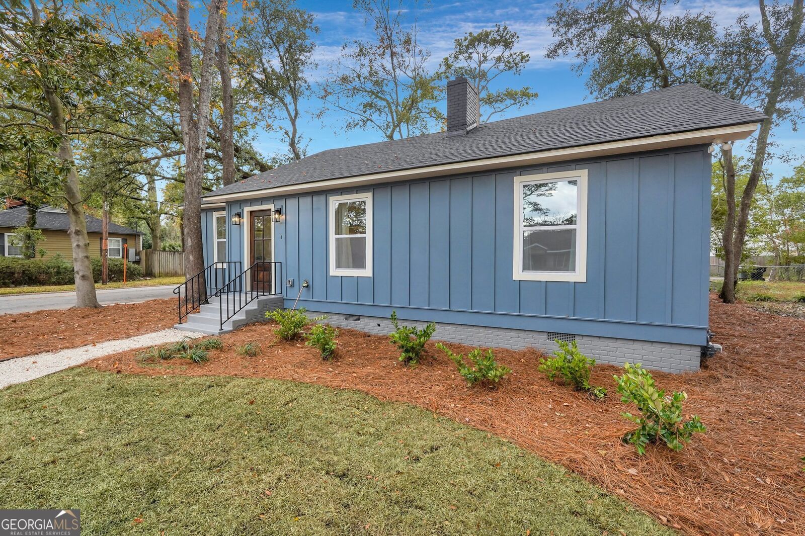 Property Photo:  402 E 57th Street  GA 31405 