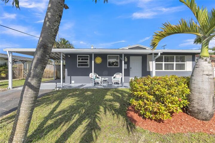 Property Photo: 1521 NW 42nd St FL 33309