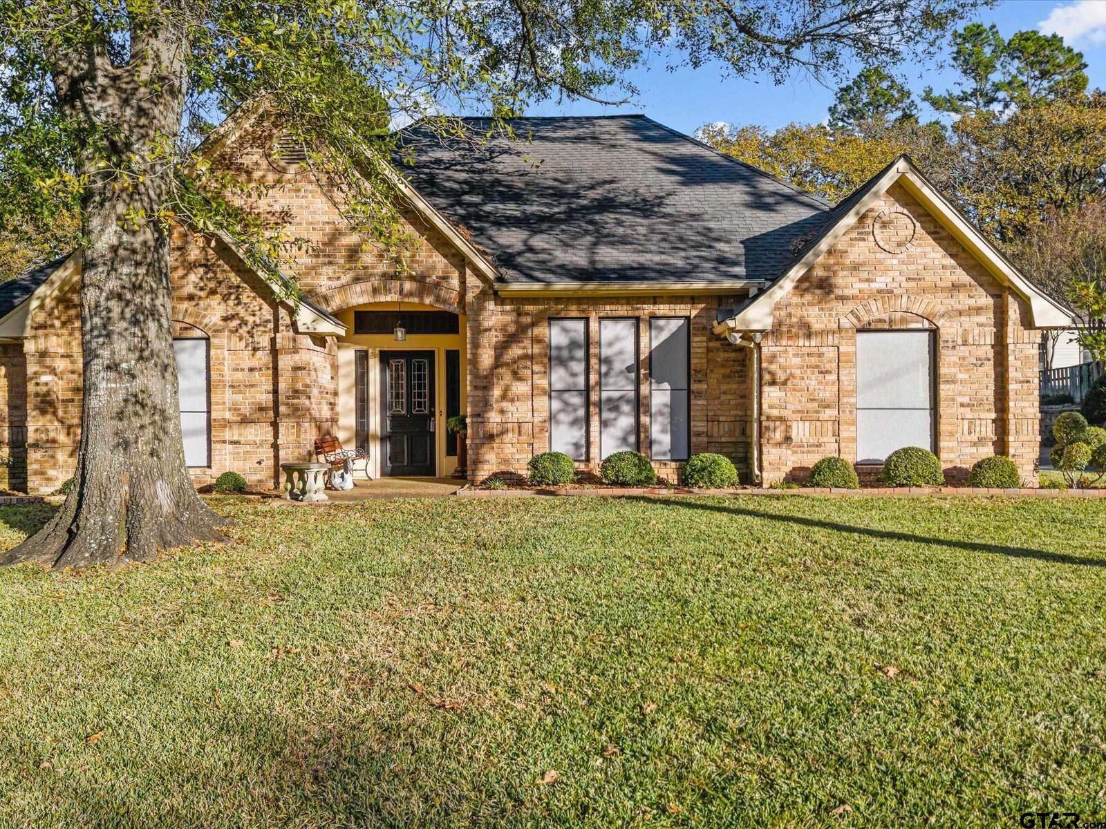 Property Photo:  323 Hideaway Lane East  TX 75771 
