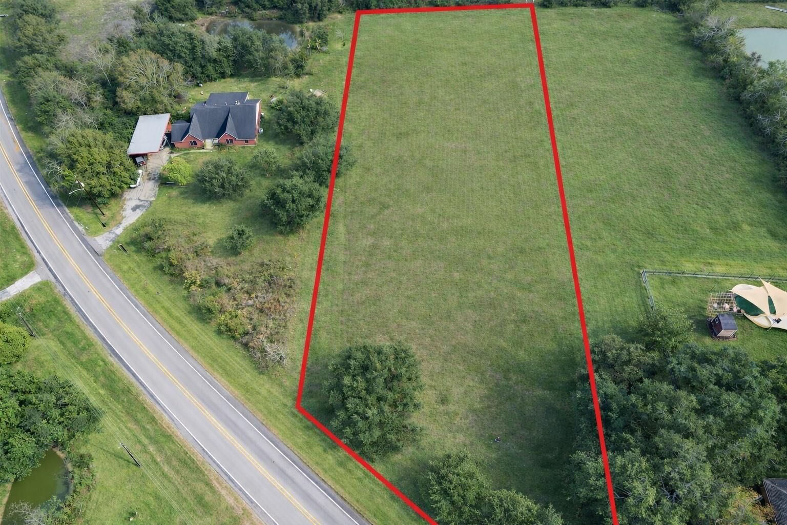 Property Photo:  6315 Main Street  TX 77563 