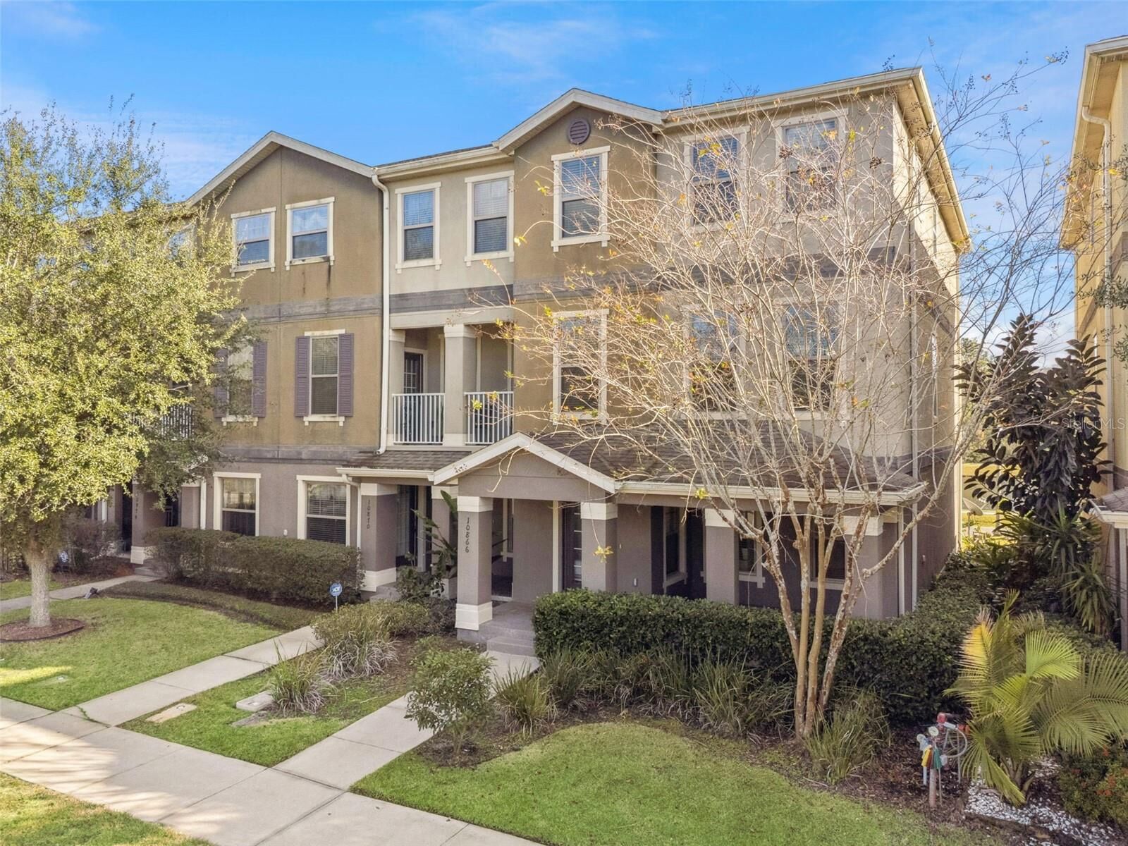 Property Photo: 10866 Sunset Ridge Lane FL 32832