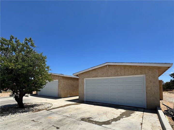 Property Photo:  16209 Juniper Street  CA 92345 