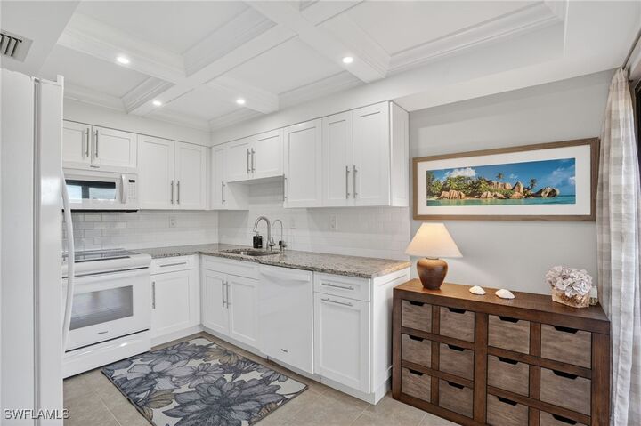 Property Photo:  1544 Mainsail Drive 48C  FL 34114 