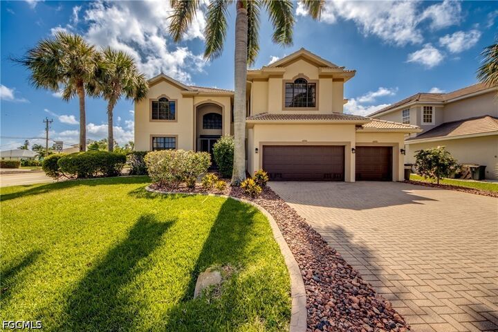 Property Photo: 5601 Del Rio Court FL 33904