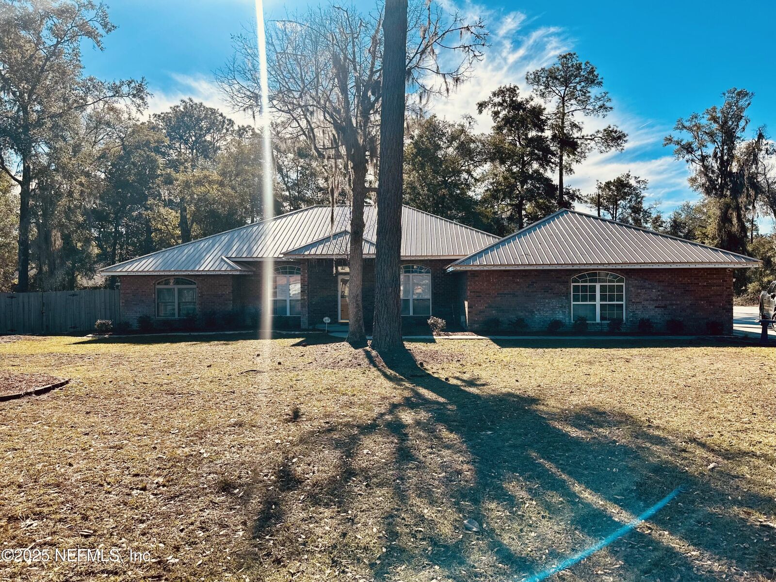 Property Photo: 618 NW Emerald Lakes Drive FL 32055