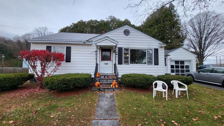 Property Photo: 7 Grant Avenue VT 05641