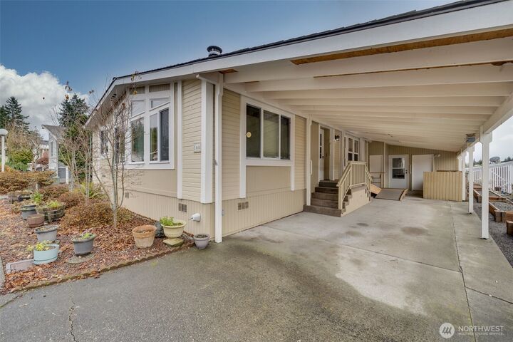 Property Photo: 1427 100th Street SW 166 WA 98204