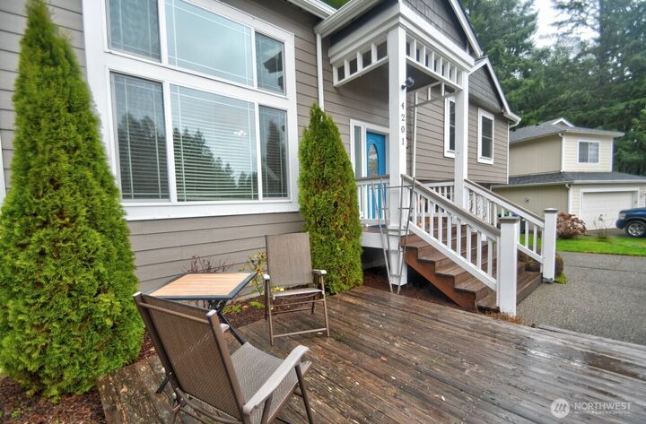 Property Photo:  4201  Arbor Court SE  WA 98503 