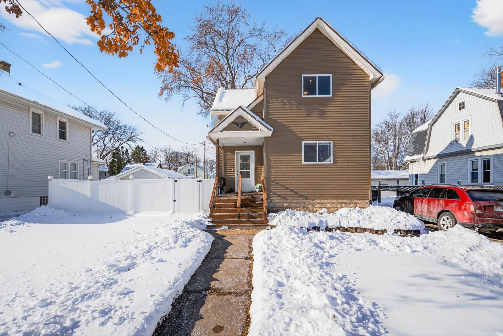 Property Photo:  394 S Park Avenue  WI 54935 