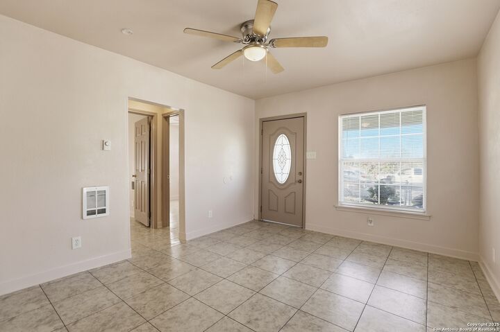 Property Photo: 2714 Tampico TX 78207