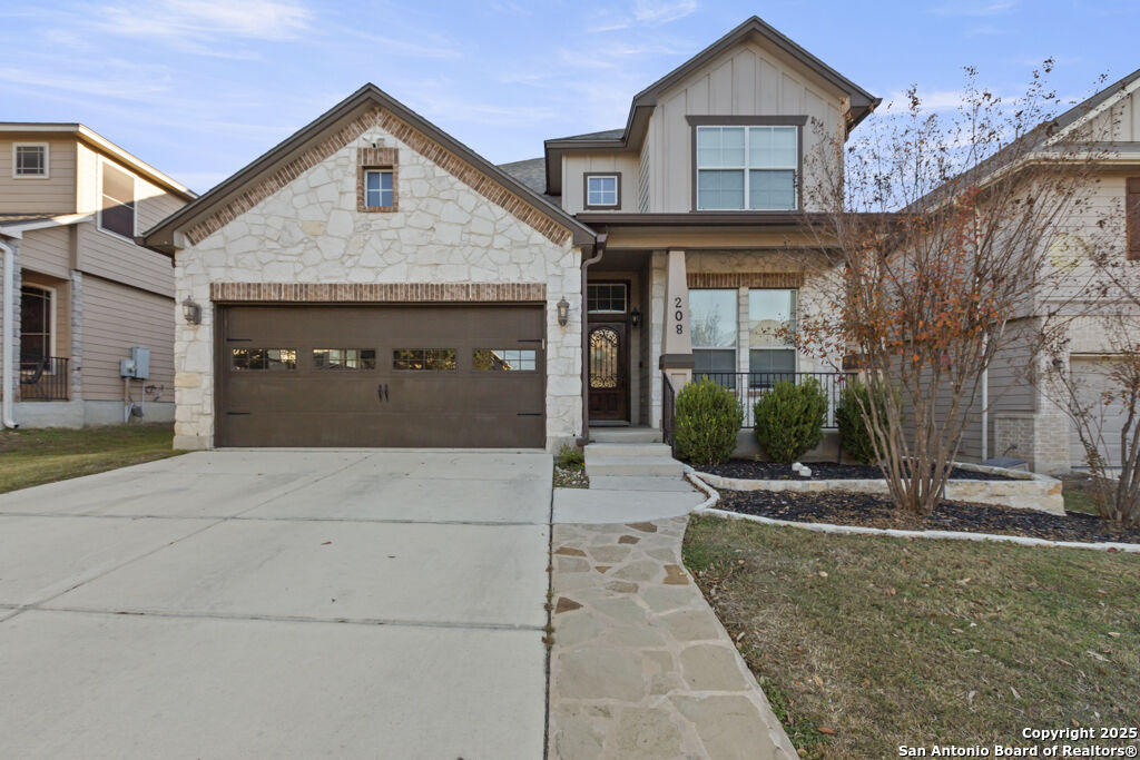 Property Photo:  208 Dove Run  TX 78108 