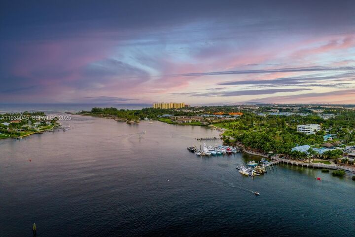 Property Photo: 300 Ocean Trail Way 103 FL 33477