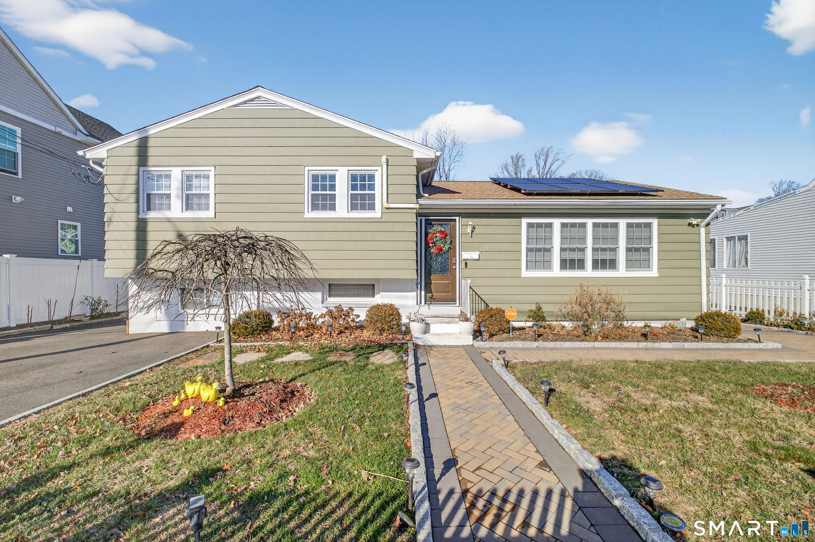 Property Photo:  120 Clark Street  CT 06606 