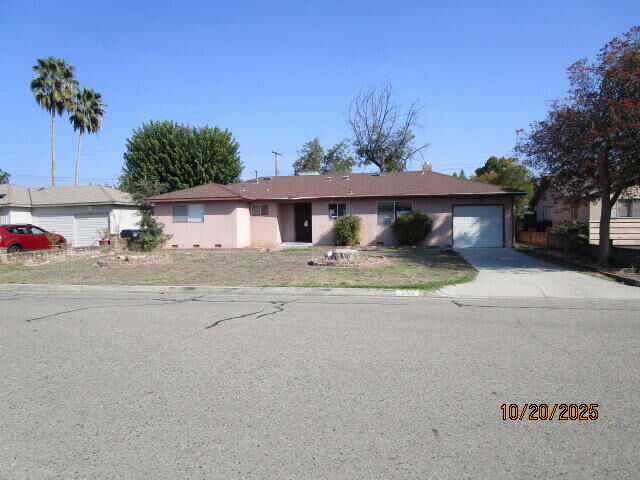 Property Photo:  2244 S Church Street  CA 93277 