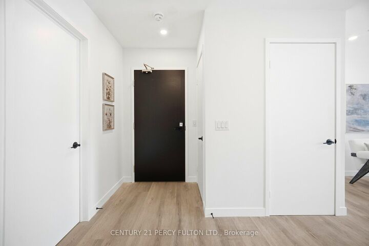Property Photo:  61 Orchard Park Drive 201  ON M1E 0C8 
