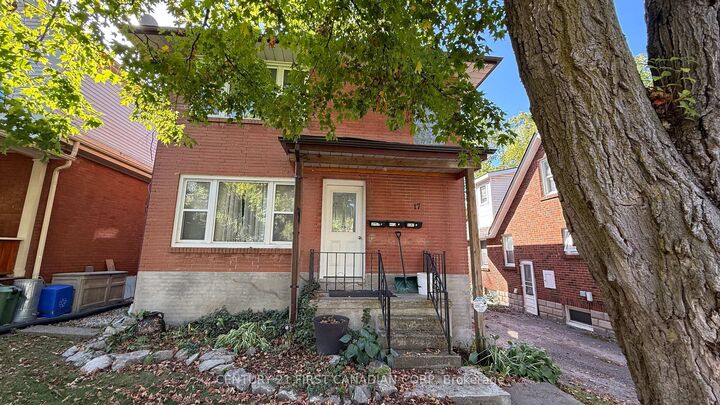 Property Photo: 17 Carfrae Crescent Upper Apartment ON N6C 4A8