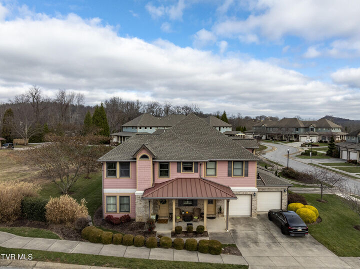 Property Photo: 12 Palisades Point 12 TN 37601
