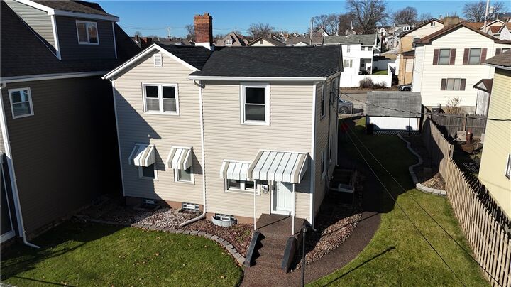 Property Photo:  420 Jefferson Street  PA 15074 