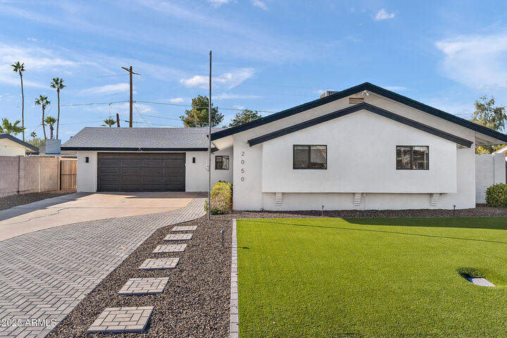 Property Photo:  2050 N 71st Street  AZ 85257 