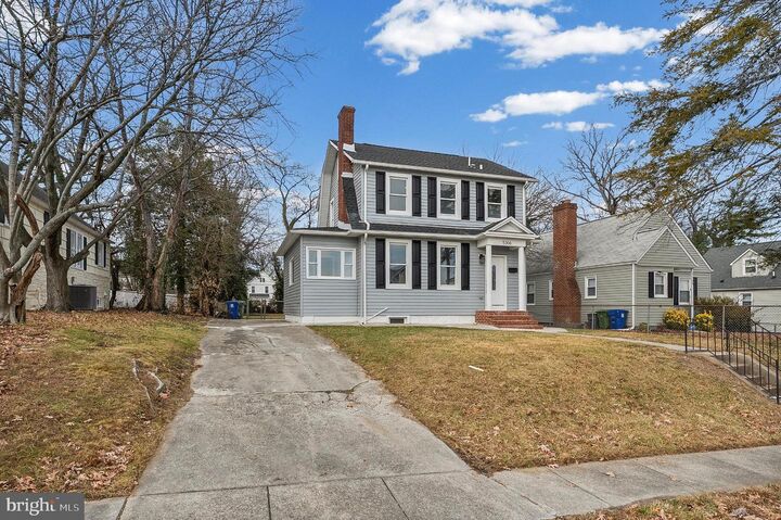 Property Photo:  5306 Kenilworth Avenue  MD 21212 