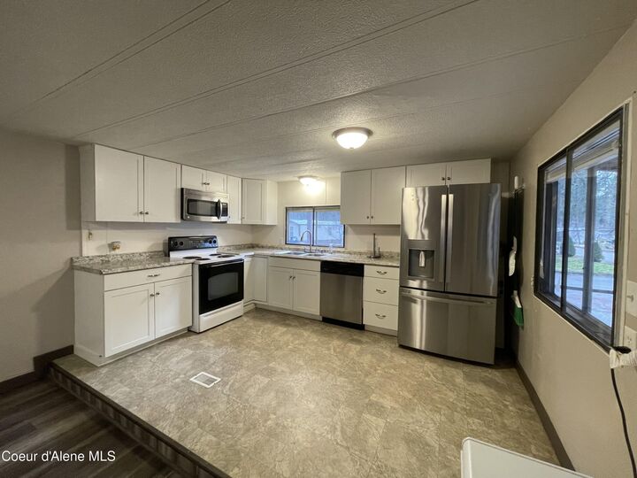 Property Photo:  3061 E Collingwood Ave 56  ID 83854 