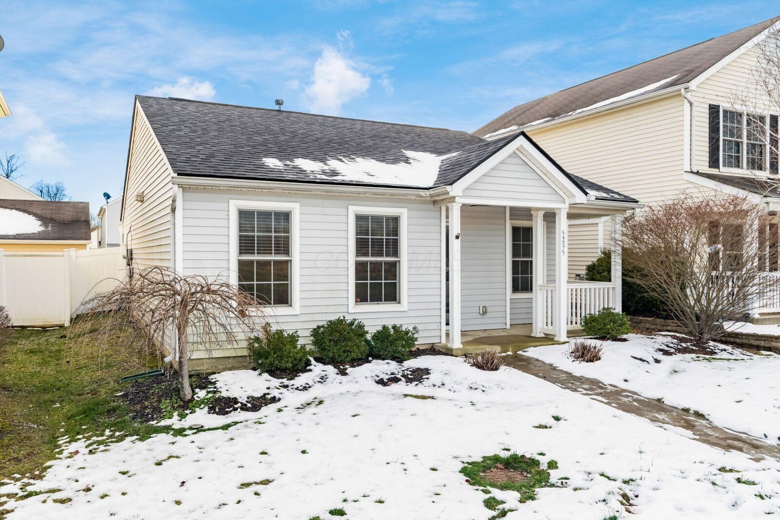 Property Photo:  5295 Delaware Street  OH 43146 