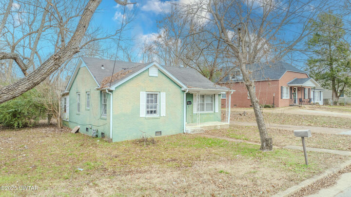 Property Photo: 325 W Cooper Street TN 38012