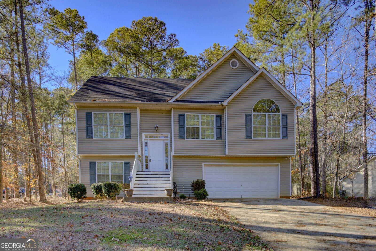 Property Photo:  275 E Mourning Dove Court  GA 31064 