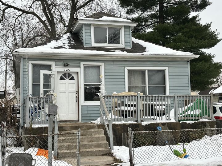 Property Photo:  4921 Ash Avenue  IN 46327 