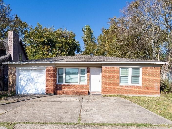 Property Photo:  6118 Anderson  TX 77591 