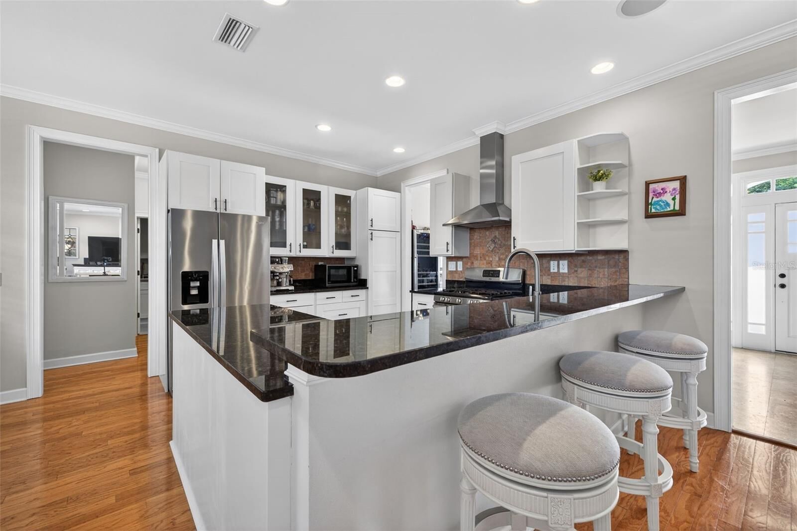 Property Photo:  3117 W Euclid Avenue  FL 33629 