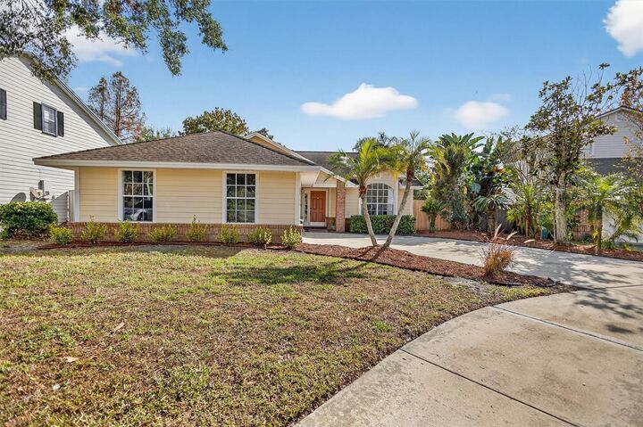 Property Photo:  6466 Haughton Lane  FL 32835 