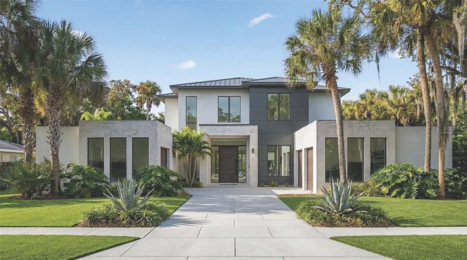 Property Photo:  10481 Cromwell Grove Terrace  FL 32827 