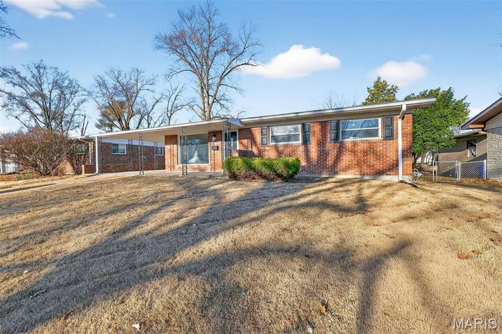 Property Photo:  14 Longhenrich Drive  MO 63031 