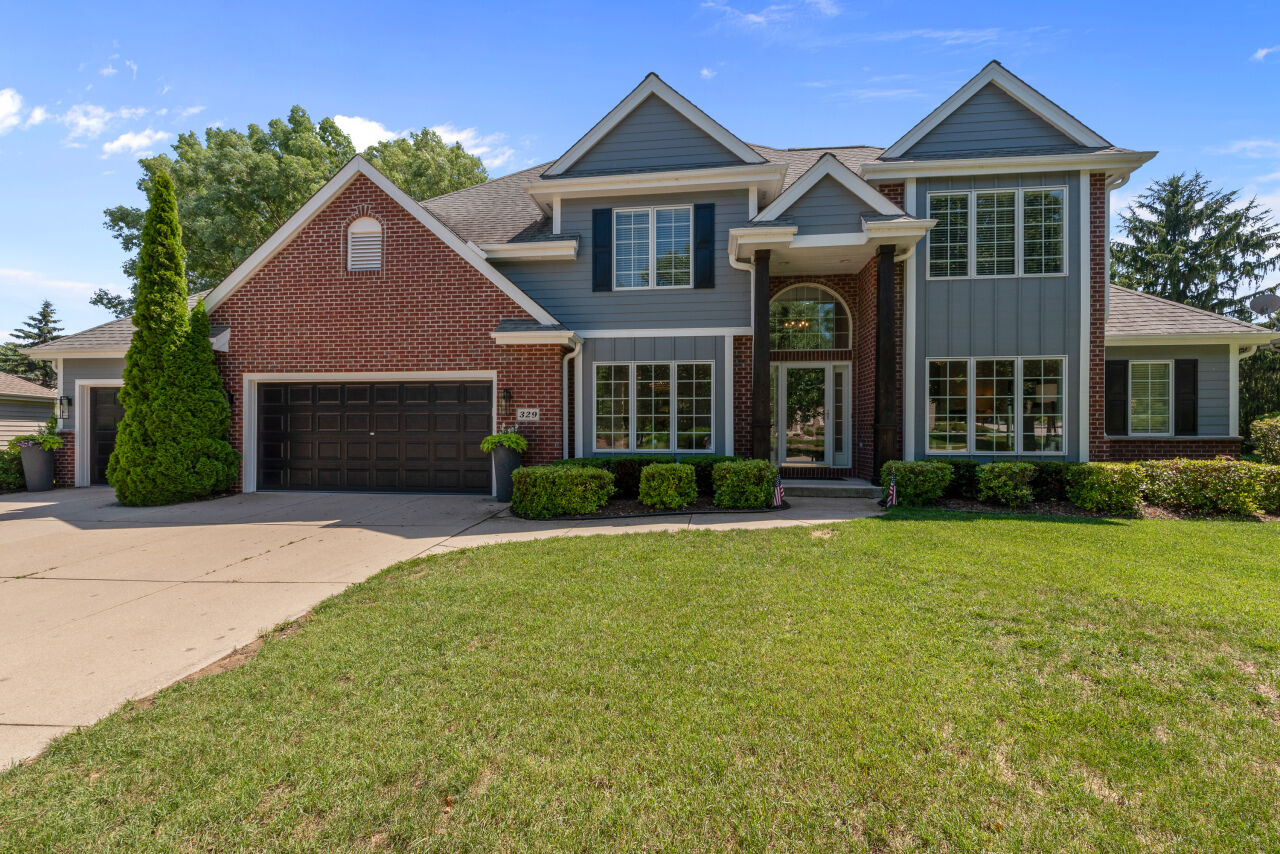 Property Photo:  329 W Bridge St  WI 53024 