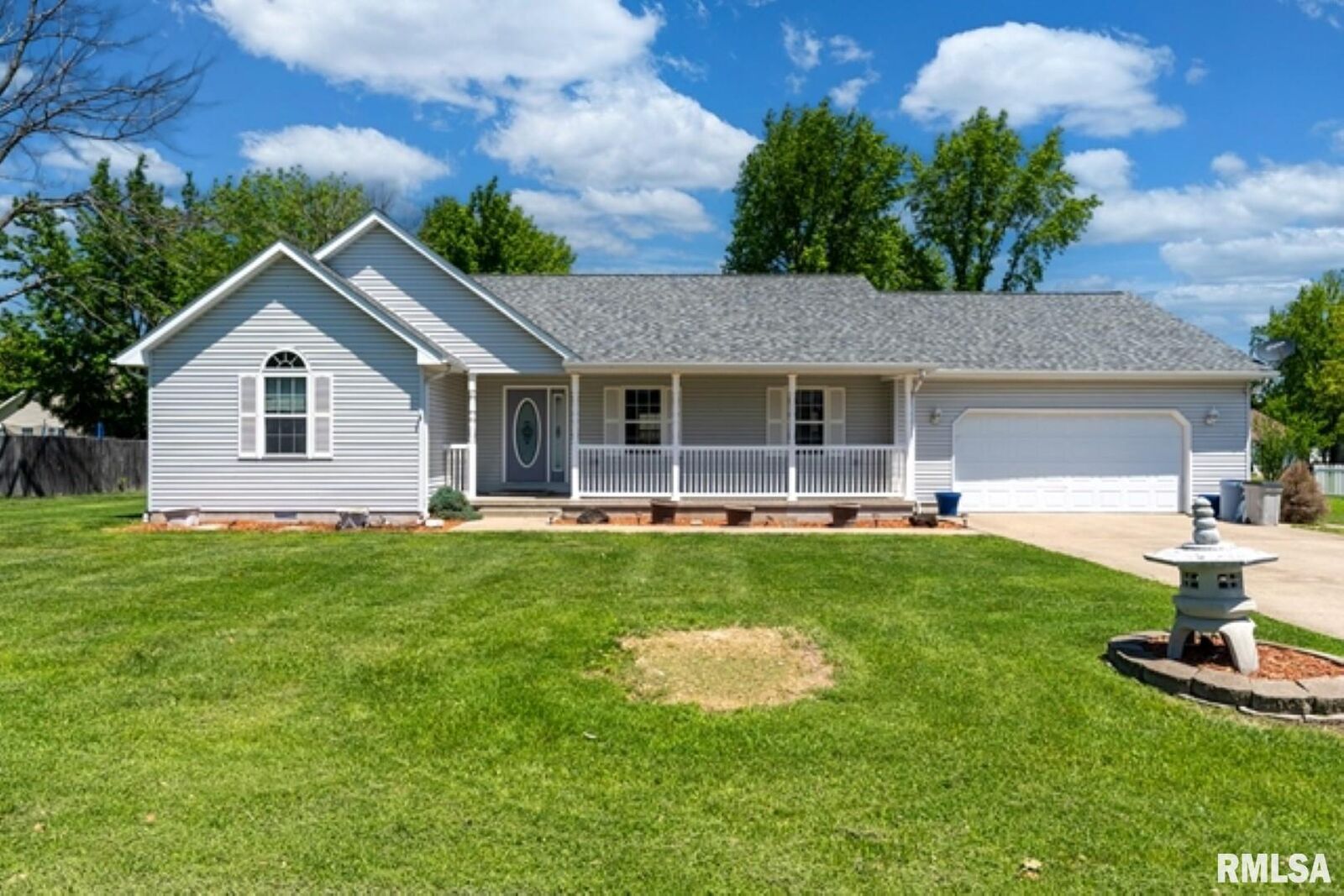 Property Photo:  309 Evergreen Trail Trail  IL 62948 