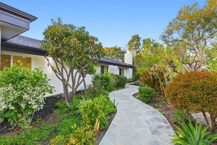 Property Photo:  2830 Esturion Place  CA 92009 