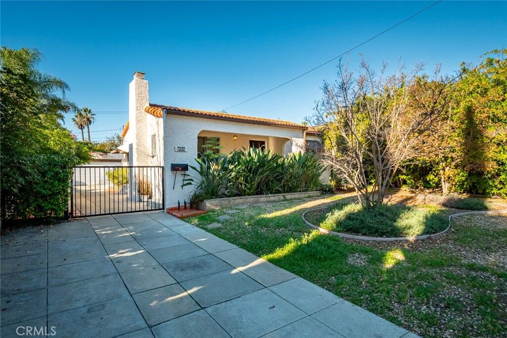 Property Photo:  1437 N Sierra Bonita Avenue  CA 91104 