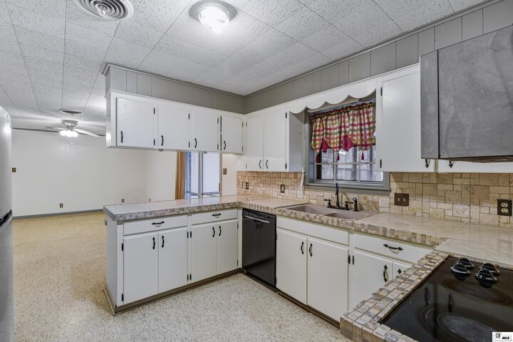 Property Photo:  467 Ashley Avenue  LA 71269 