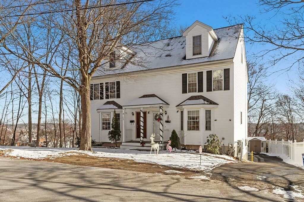 Property Photo: 24 Ashworth Ter 24 MA 01832