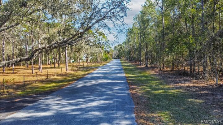 Property Photo: 3418 E Shands Court FL 34452